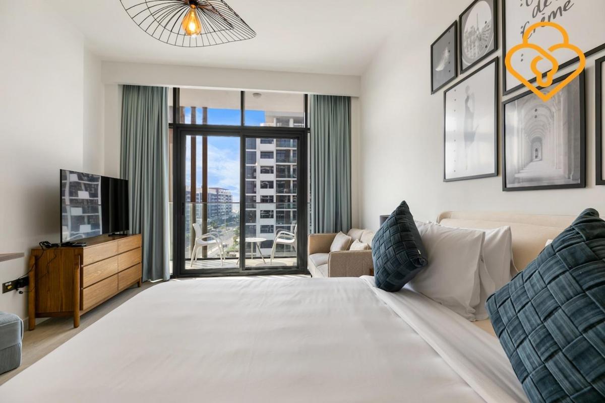 Keysplease Azizi Riviera Near Downtown, Meydan One *